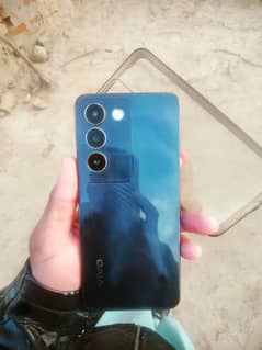 Vivo y100