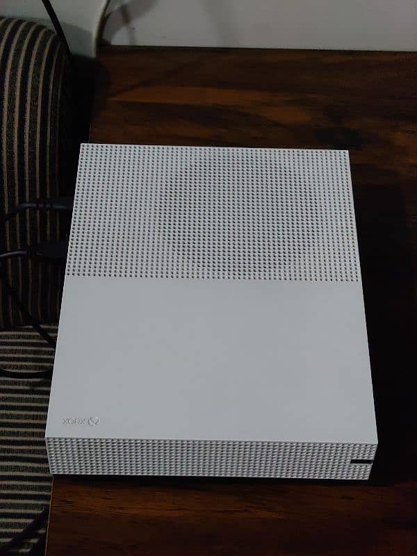 Xbox One S 500GB 2