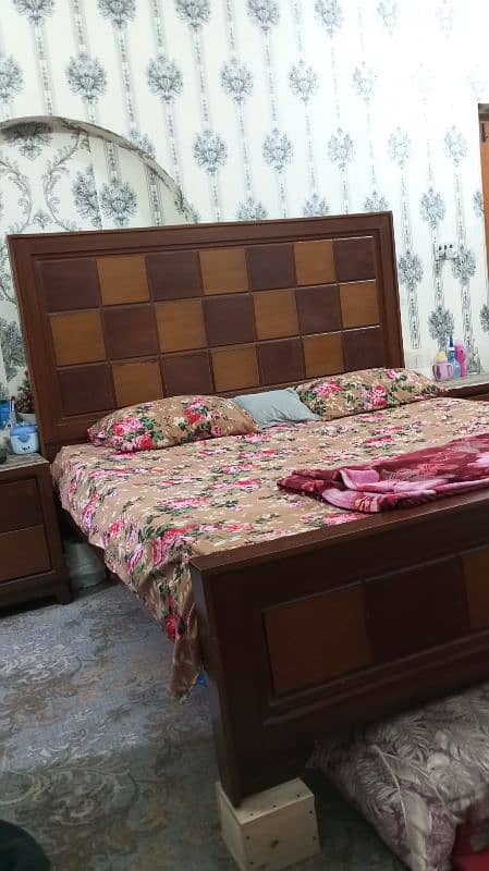 Salam AK king size bed 2 set table 1 sengarmaz 2 chairs 1 small table 1