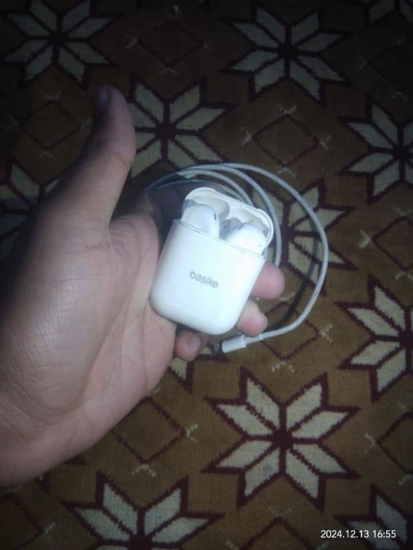 airpods with cable 1