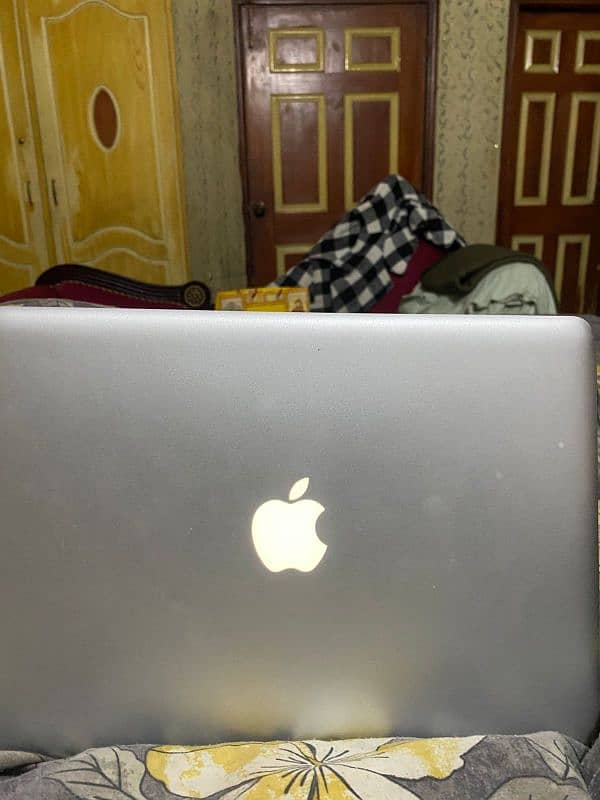 Macbook pro 3