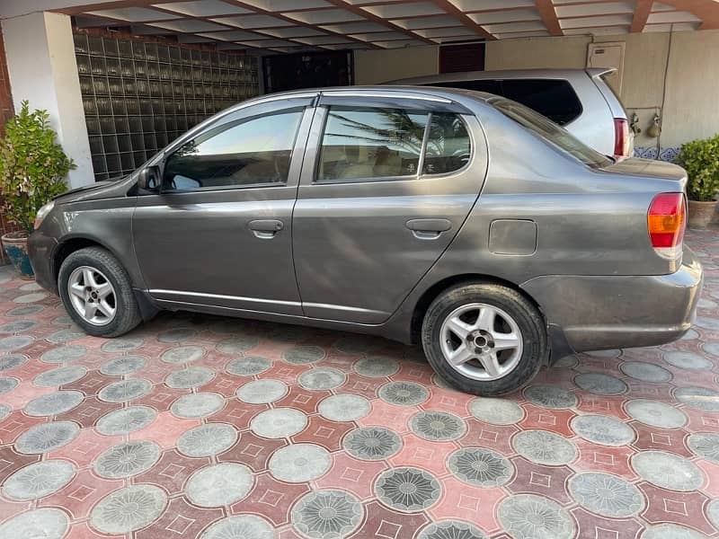 Toyota Platz 2004 6