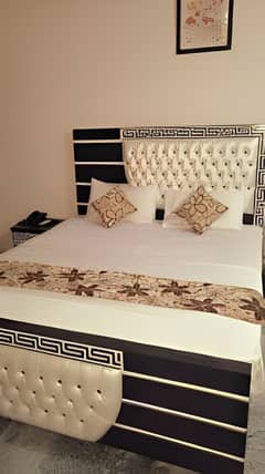 bed set/poshish bed /double bed/king size bed/bed dressing side tables