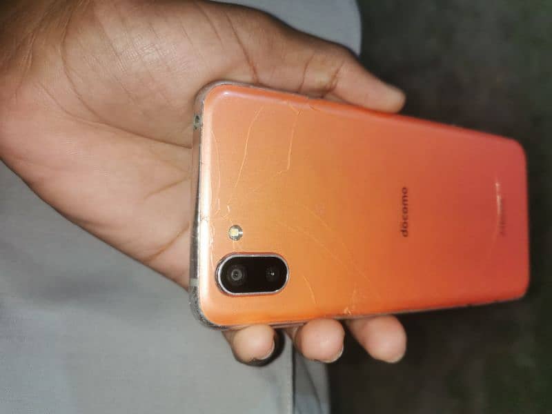 Aquos R2 touch & back broken pta approved baki all okay 2