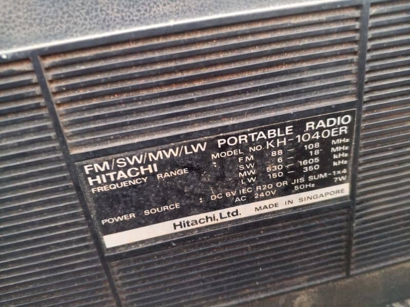 Radio sanyo 4 band 10