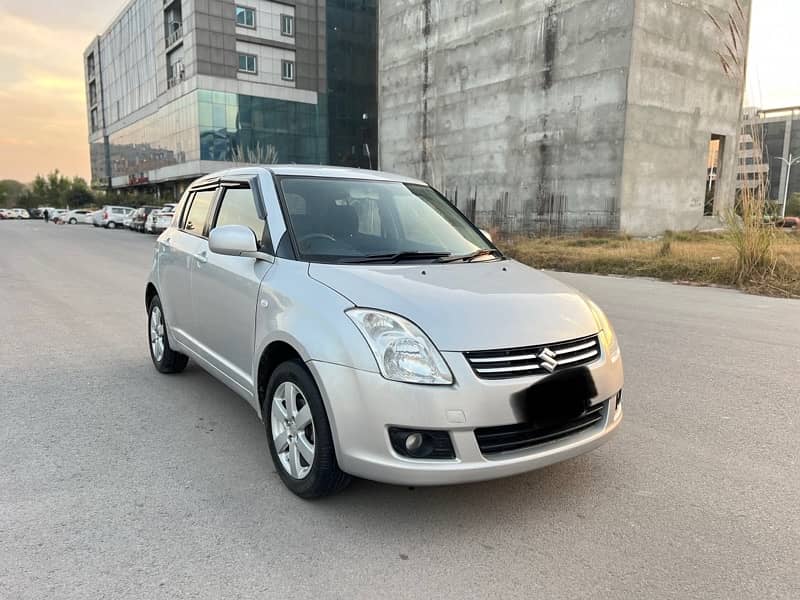 Suzuki Swift 2017 in total genuine condition for sale in islamabad 1