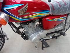 Honda 125 Sukkar number 17 model