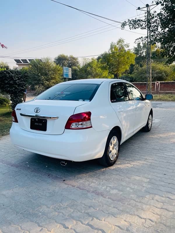 Toyota Belta 1.0 X A package 2007/2012 5