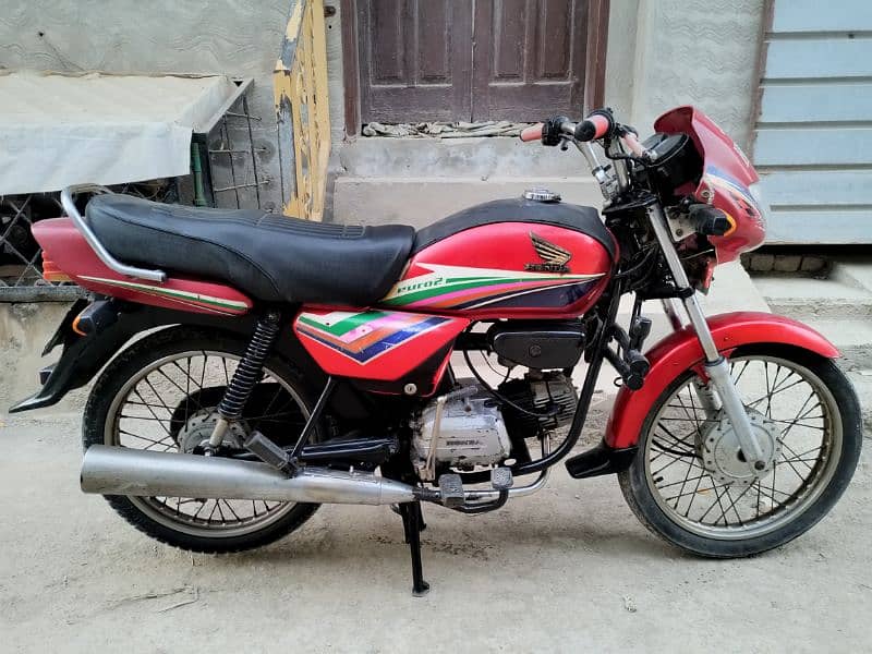 Honda 100 2