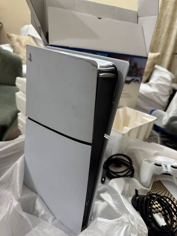 PS5 slim 1tb  Disk edition   0303=026=48=12 whatsap 0