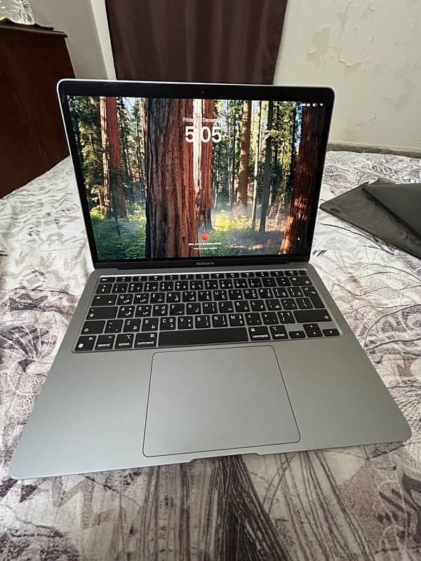 MacBook Air M1 2020 for sale 1