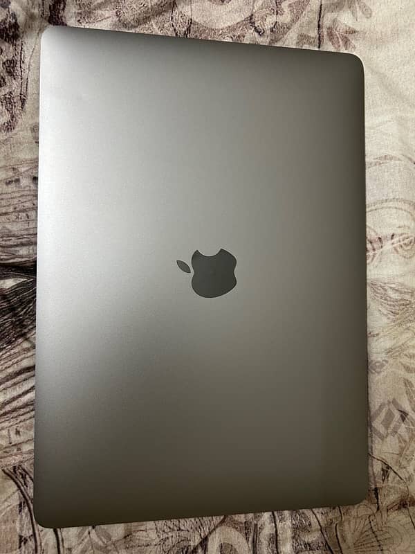 MacBook Air M1 2020 for sale 3