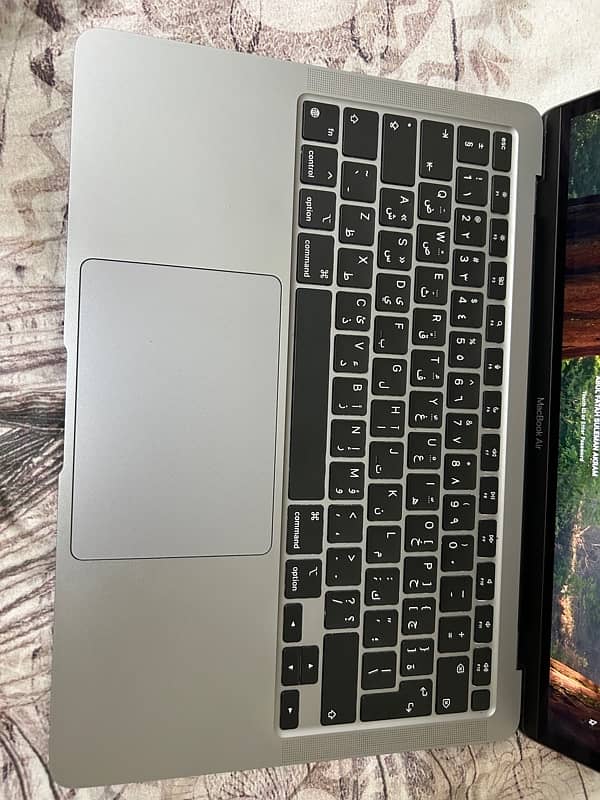 MacBook Air M1 2020 for sale 4