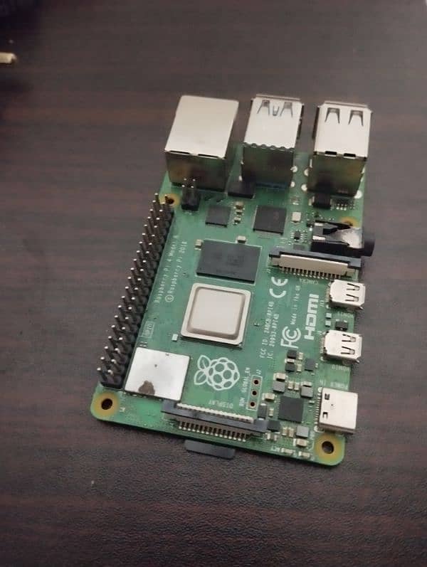 Raspberry pi 4B 0