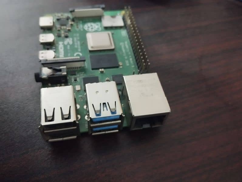 Raspberry pi 4B 1