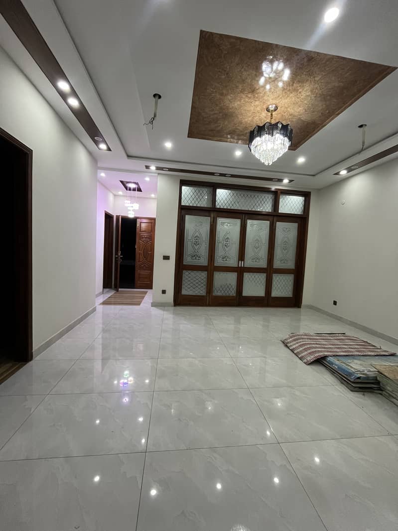 10 Marla Residential Upper Portion For Rent 5