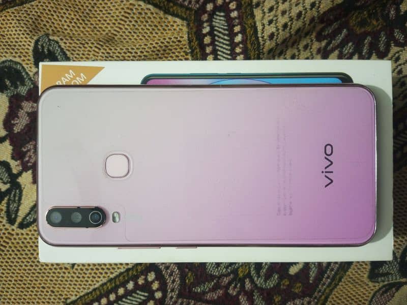 vivo y17s 3