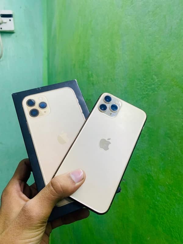 iPhone 11 Pro 10/10 pta Hk box 0