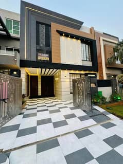 3 Years Installments Plan Brand New Luxury House For Sale In Park View City