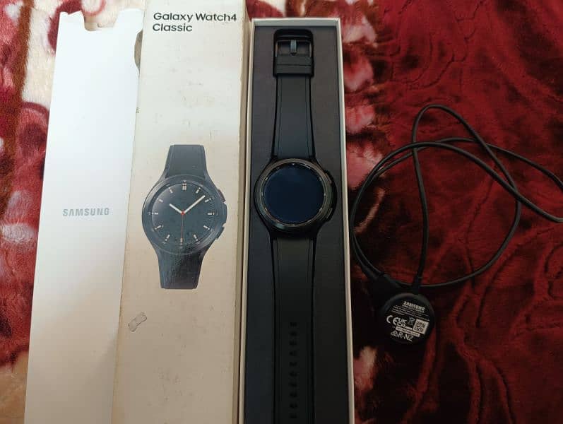 Samsung Watch 4 Classic 46MM 9