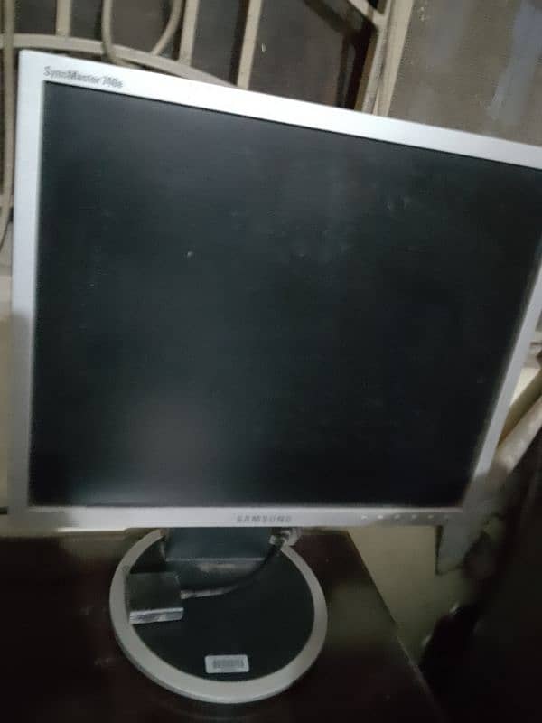 Samsung 17 Inch Monitor Read Add Carefully 0