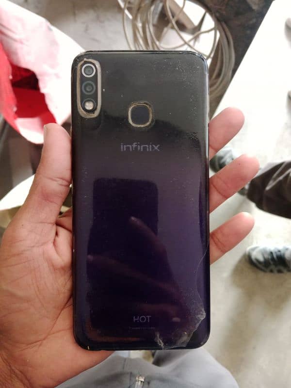 infinix hot 8 lite 2 gb 32 gb only cell phone 1