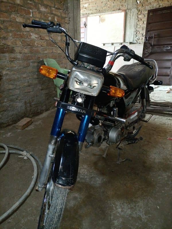 Honda CD70 2019 6