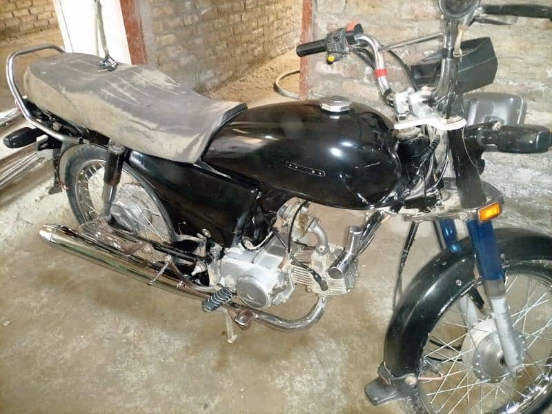 Honda CD70 2019 8