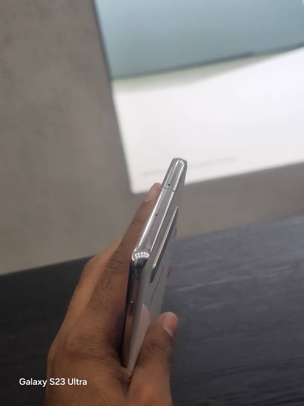 Samsung s10 plus LCD damage 7