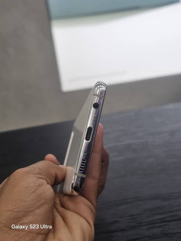 Samsung s10 plus LCD damage 8