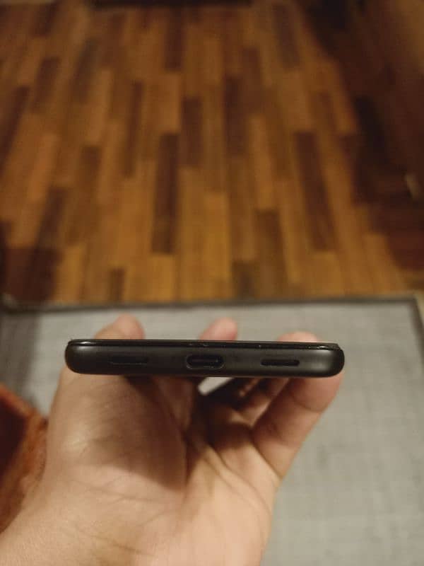 I'm saling my Google pixel 4a in dead condition 3