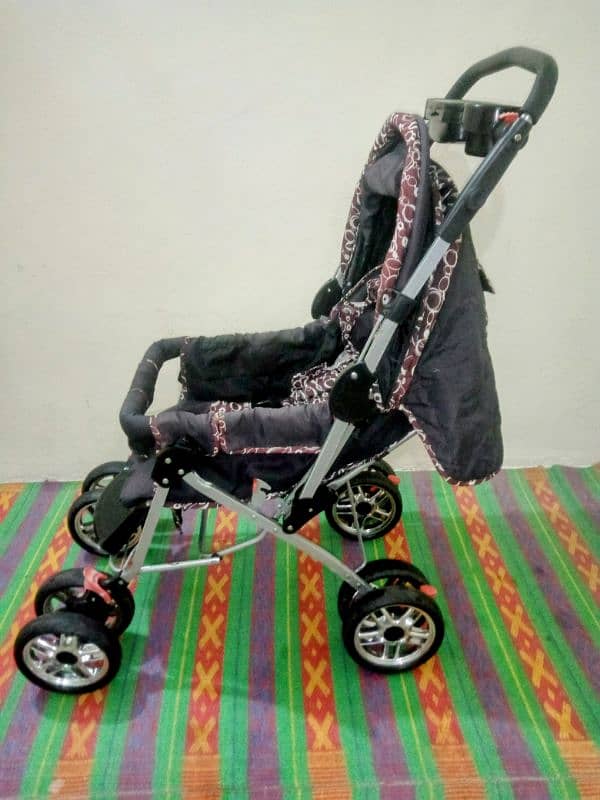 Imported Baby Pram Brand New. O3358O8816O Call/Whatsap 7