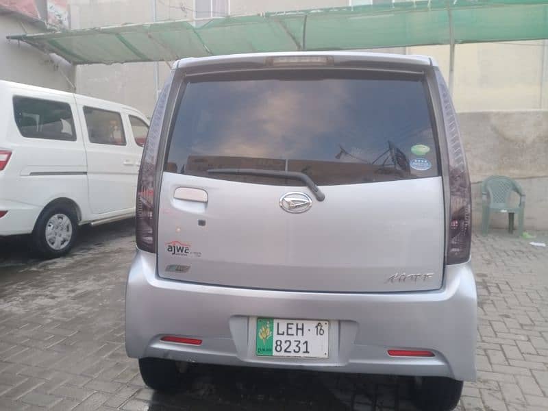 Daihatsu Move 2013 10