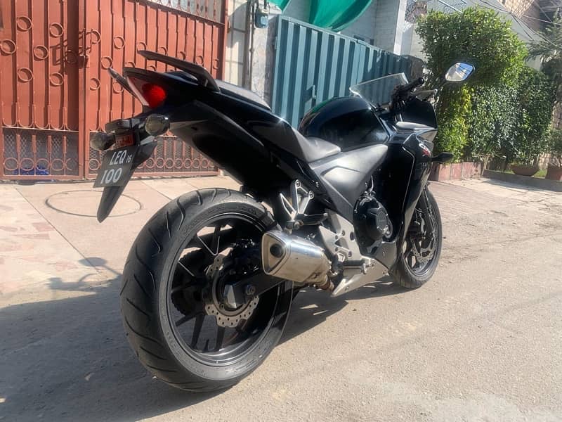 Honda  CBR 500 2016 5