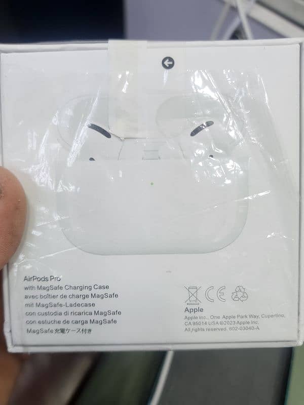 airpods pro with wireless charging case 2