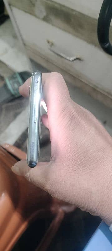 I want to sale my phone oppo reno4 pro 8+5+256 just mobile no box 6