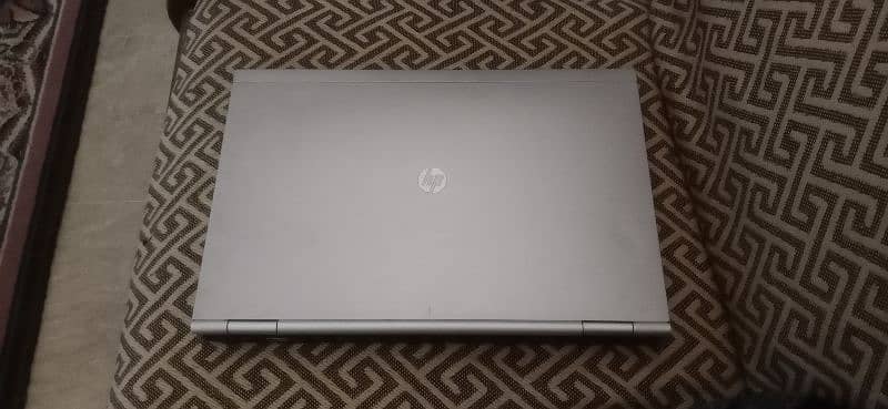 HP core i5 3rd generation elitebook 8570p 2