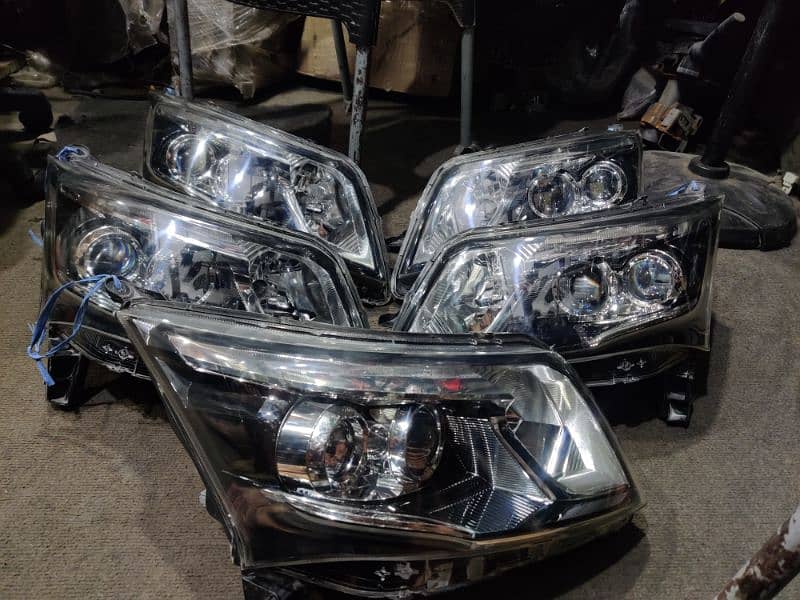 Toyota Prius Engine Cover and headlights 6