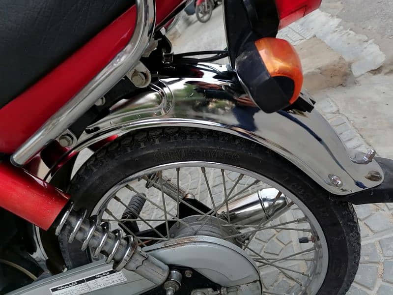 New Road Prince 70cc Red colour 7