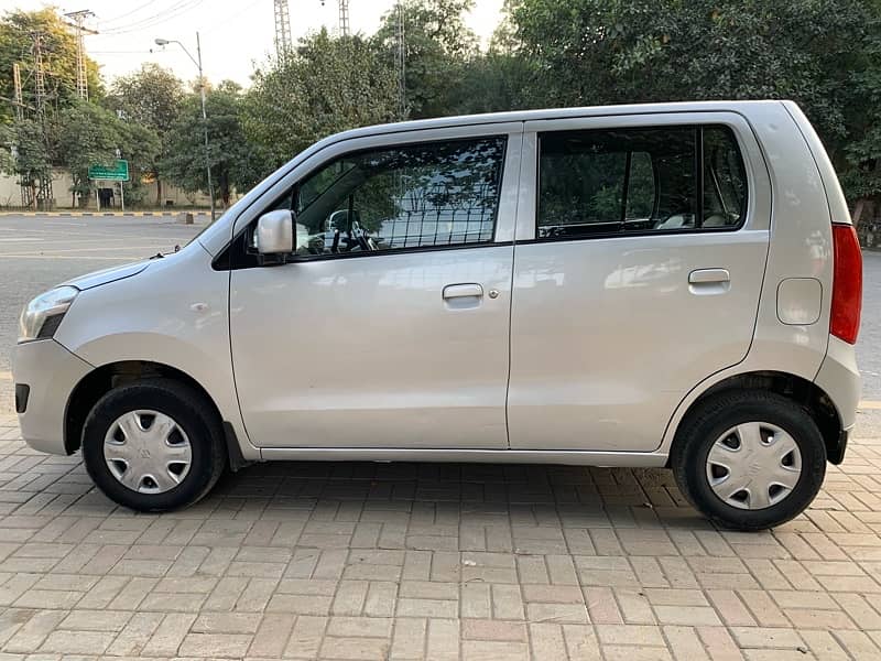 Suzuki Wagon R 2017 1