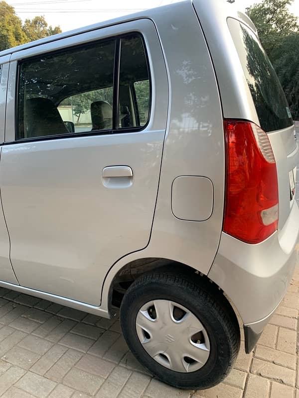 Suzuki Wagon R 2017 19