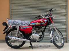 Honda 125 model  2017/18 golden number RED  Beauty