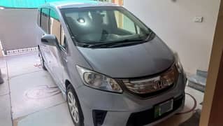 7 Seater , Hybrid 1500 CC , Honda Freed 2013/ 2017 , Cruise Control