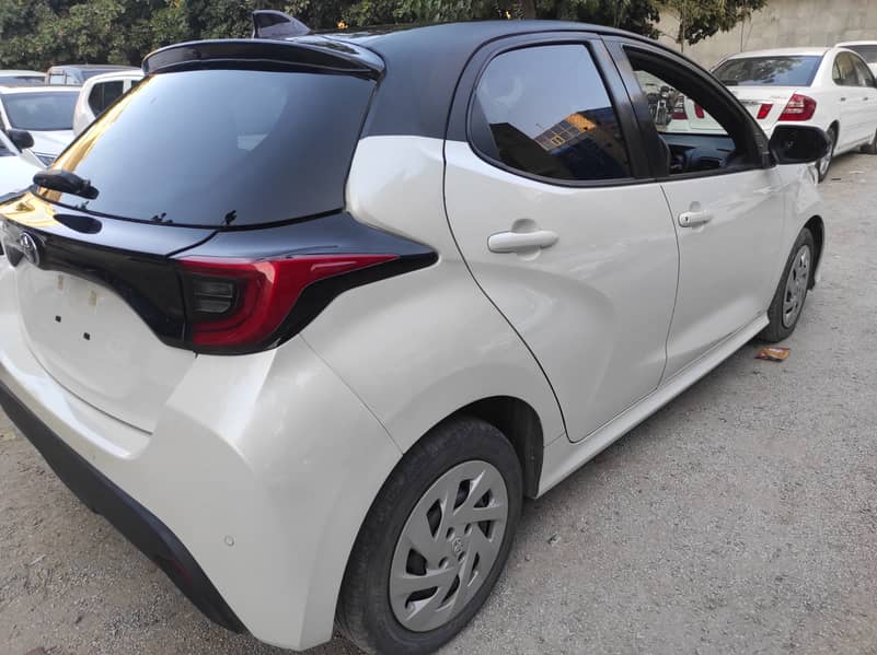 Toyota Yaris 2019 Toyota Yaris Hatchback G 3