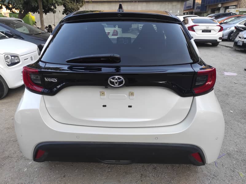 Toyota Yaris 2019 Toyota Yaris Hatchback G 4