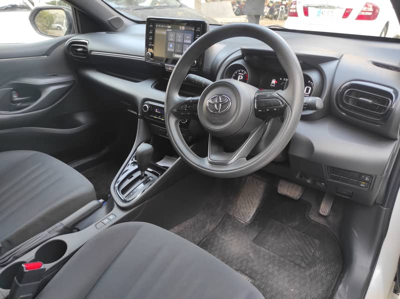 Toyota Yaris 2019 Toyota Yaris Hatchback G 8