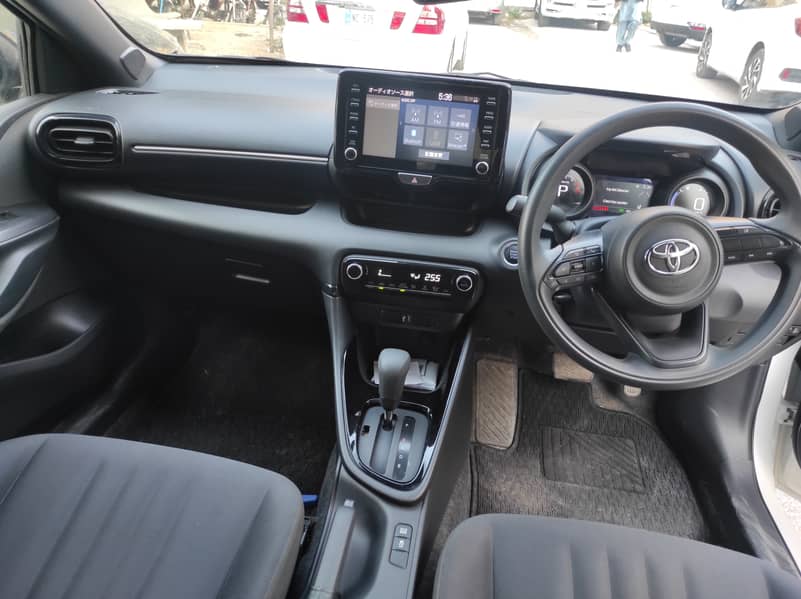 Toyota Yaris 2019 Toyota Yaris Hatchback G 9