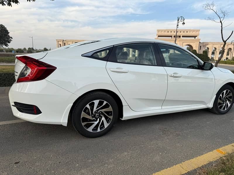 Honda Civic VTi Oriel Prosmatec 2018 16