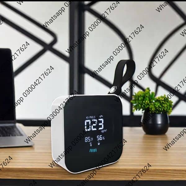 Portable PM2.5 AQI Quality Detector humidifier Use LCD Display Tempe 1