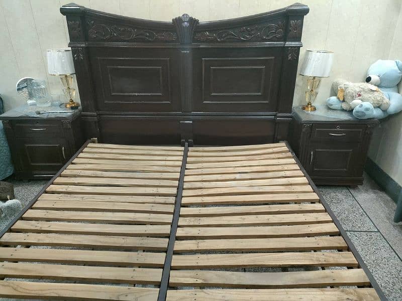 pure dyar and havey king size bed with side table 2